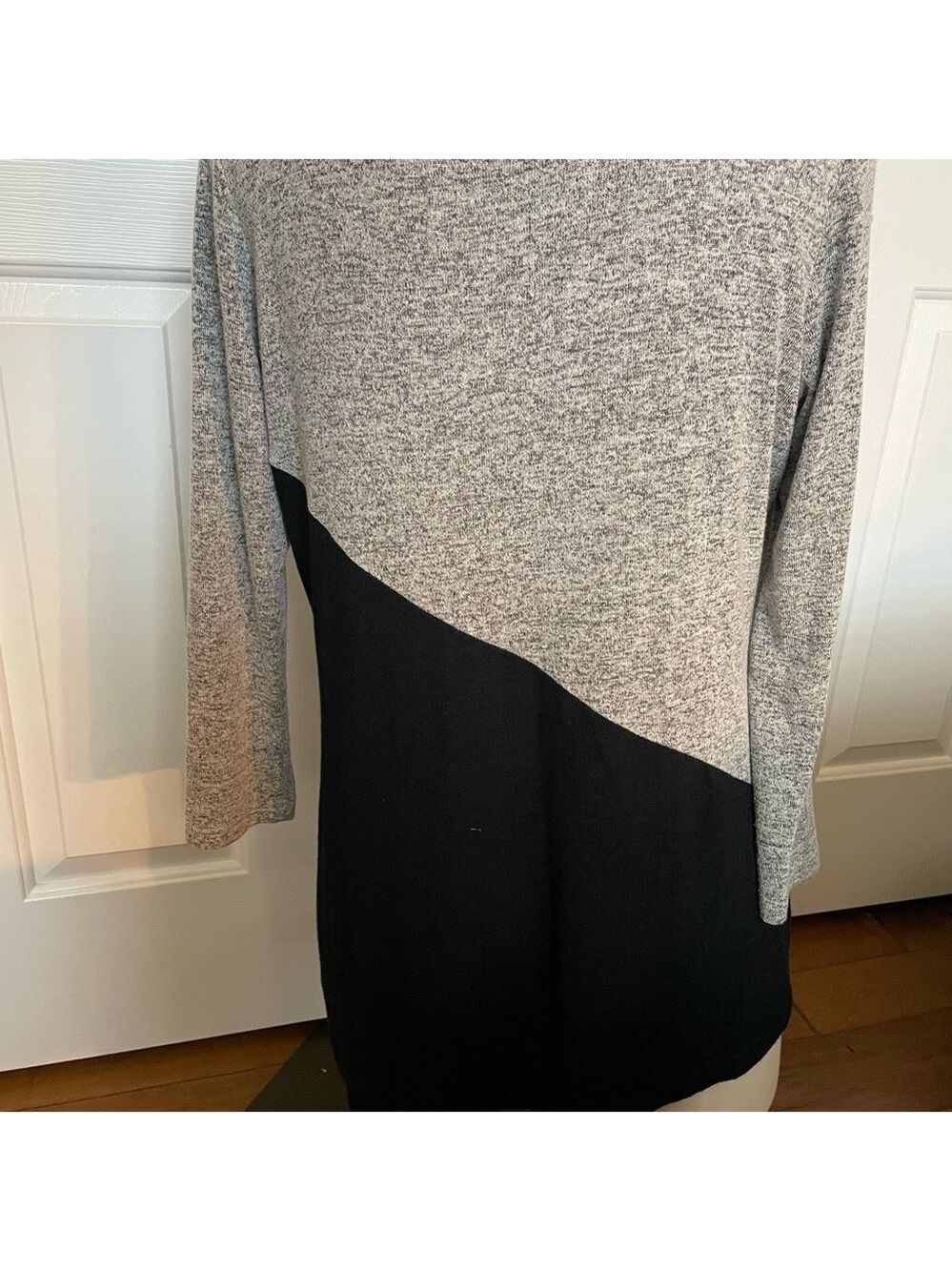 Market & Spruce Tunic Sweater - Picture 2 of 6